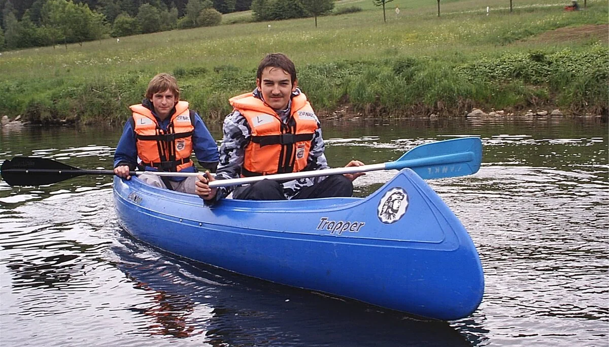 „Wandern“ auf den Wellen des Regenflusses | © Dambeck Michaela