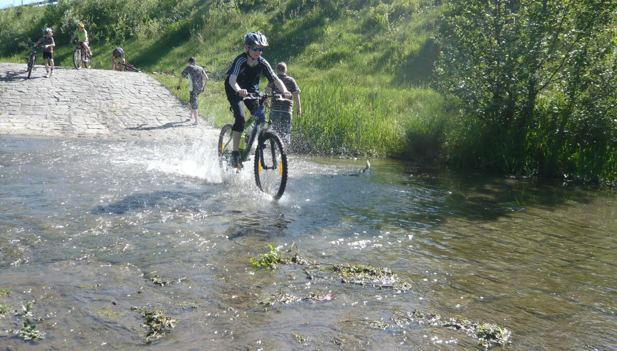 Mountainbike in den Isarhangleiten | © Drexler Magarete