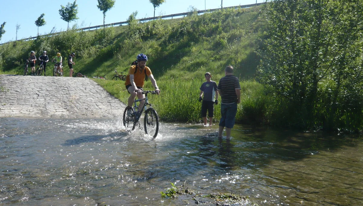Mountainbike in den Isarhangleiten | © Drexler Magarete