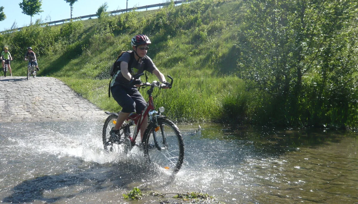 Mountainbike in den Isarhangleiten | © Drexler Magarete