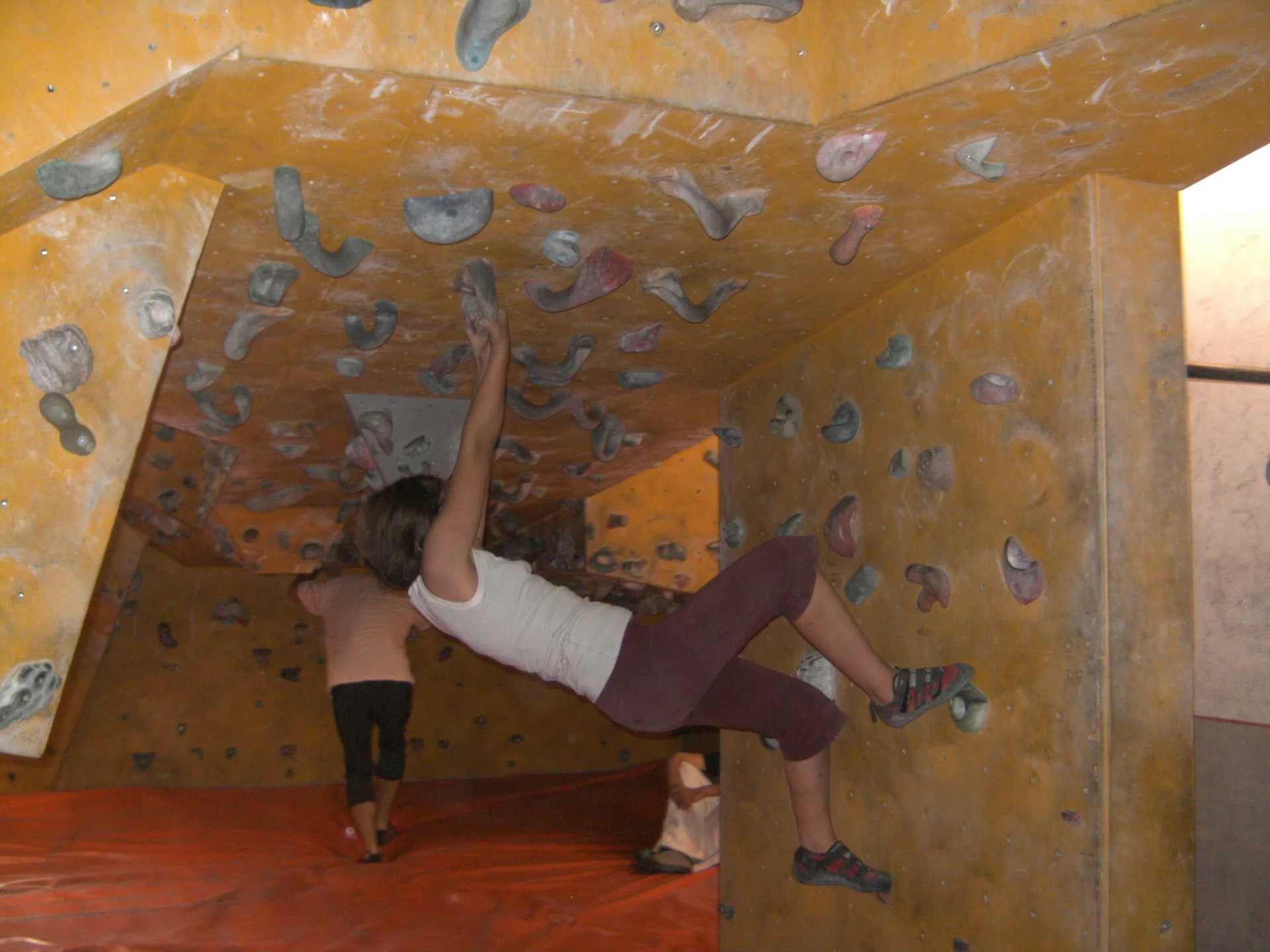 In der DAV Kletteranlage München/Thalkirchen | © Drexler Magarete