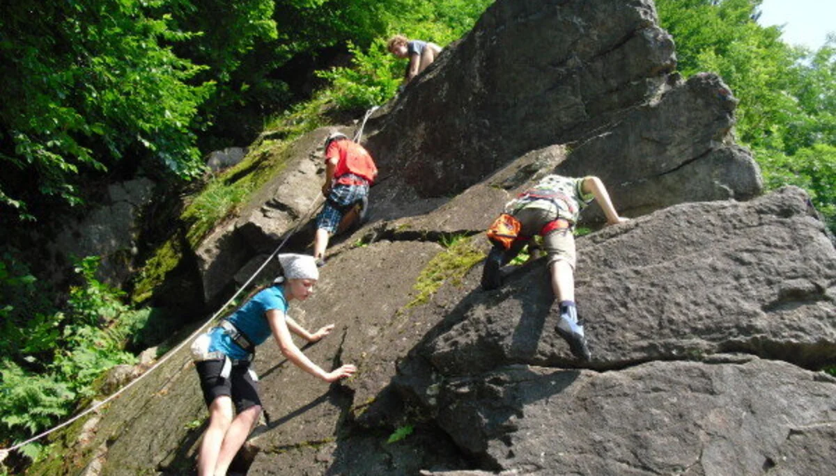 Klettergruppe am Inntalklettergarten | © Ludwig Able