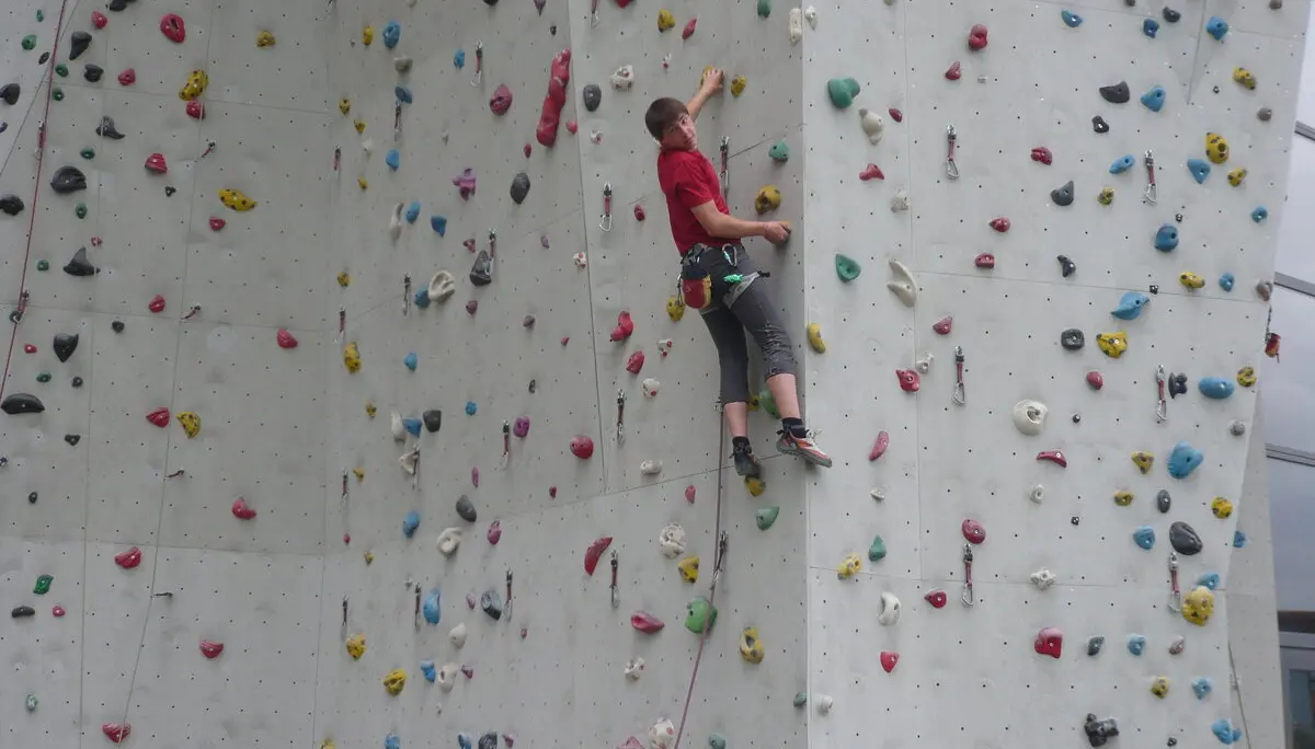 In der Kletterhalle des DAV Regensburg | © Drexler Magarete