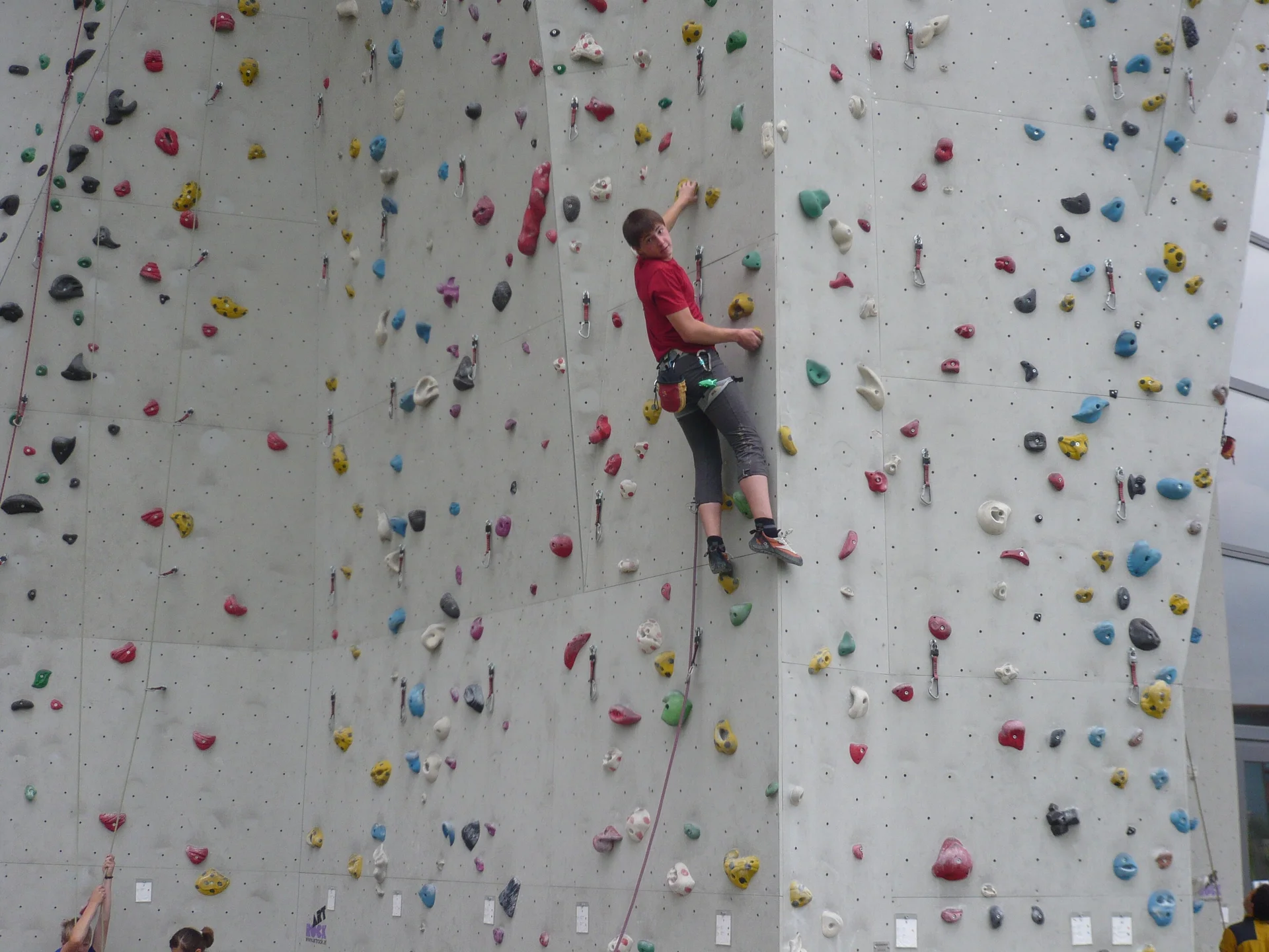 In der Kletterhalle des DAV Regensburg | © Drexler Magarete