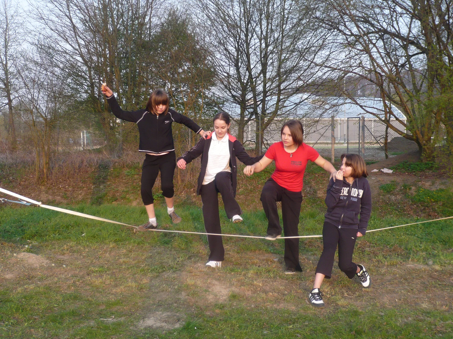 Slackline und Ball | © Drexler Magarete