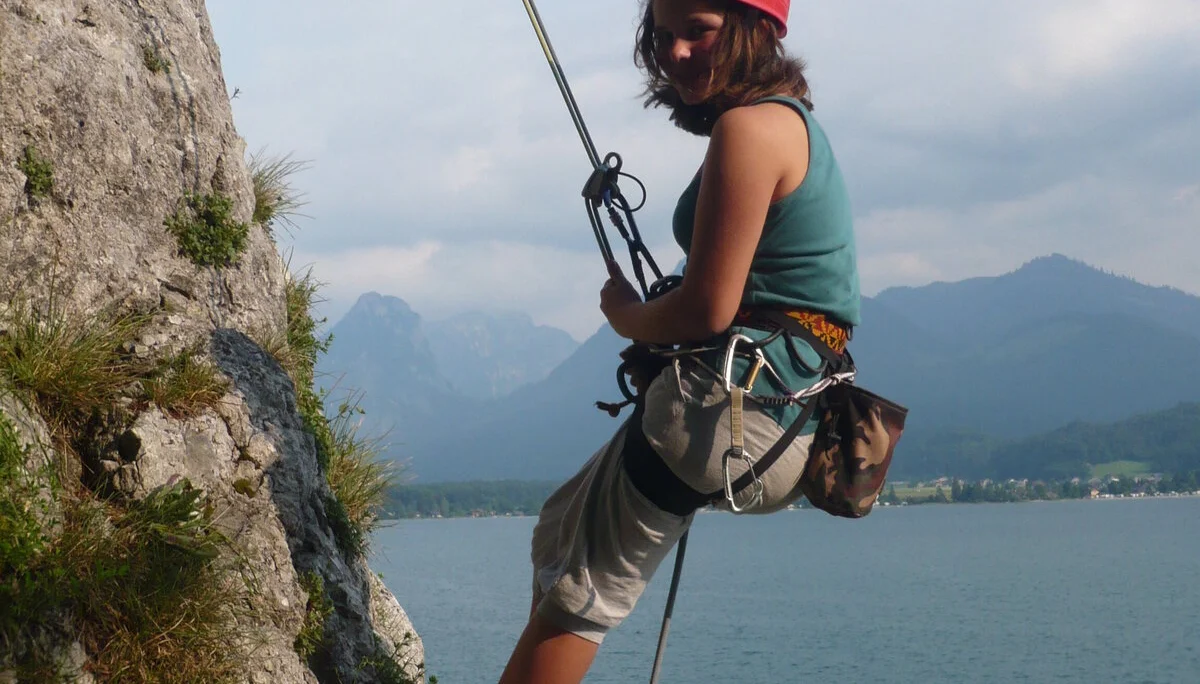 Beim Klettern am Wolfgangsee | © Drexler Magarete