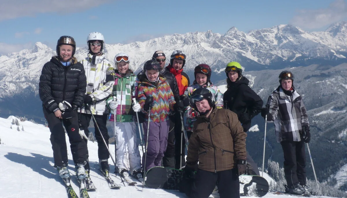 Jugend vom DAV Dingolfing beim Alpinskifahren | © Drexler Margarete