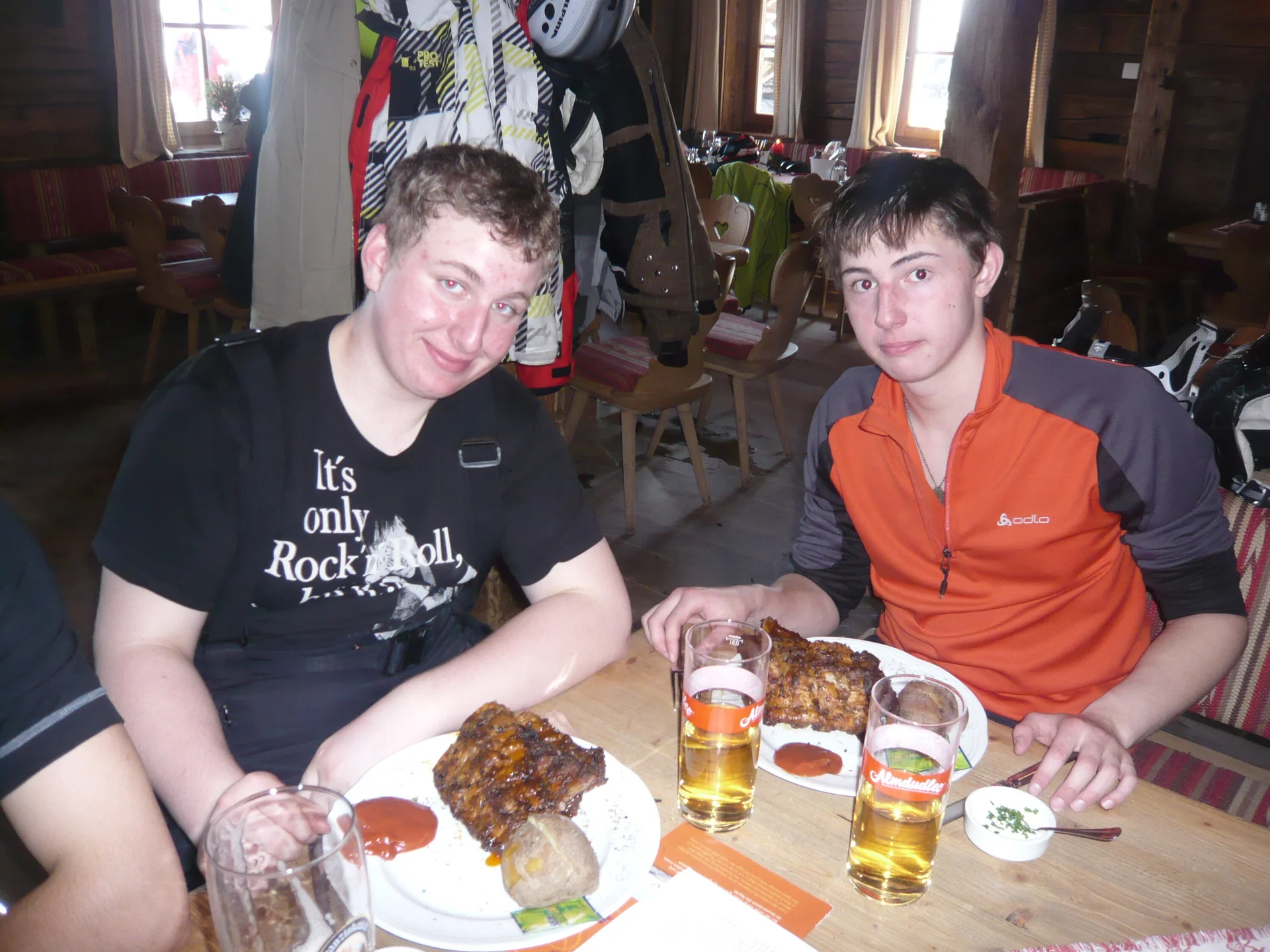 Jugend vom DAV Dingolfing beim Alpinskifahren | © Drexler Margarete