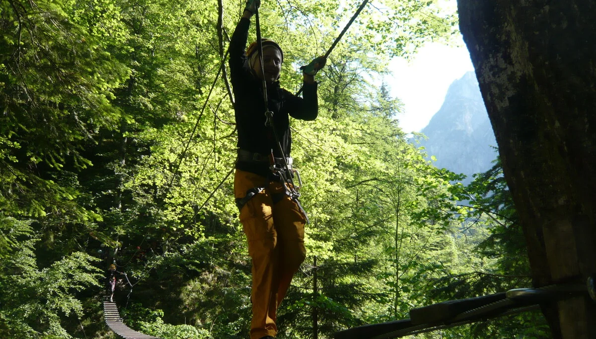 Beim Klettern am Wolfgangsee | © Drexler Magarete