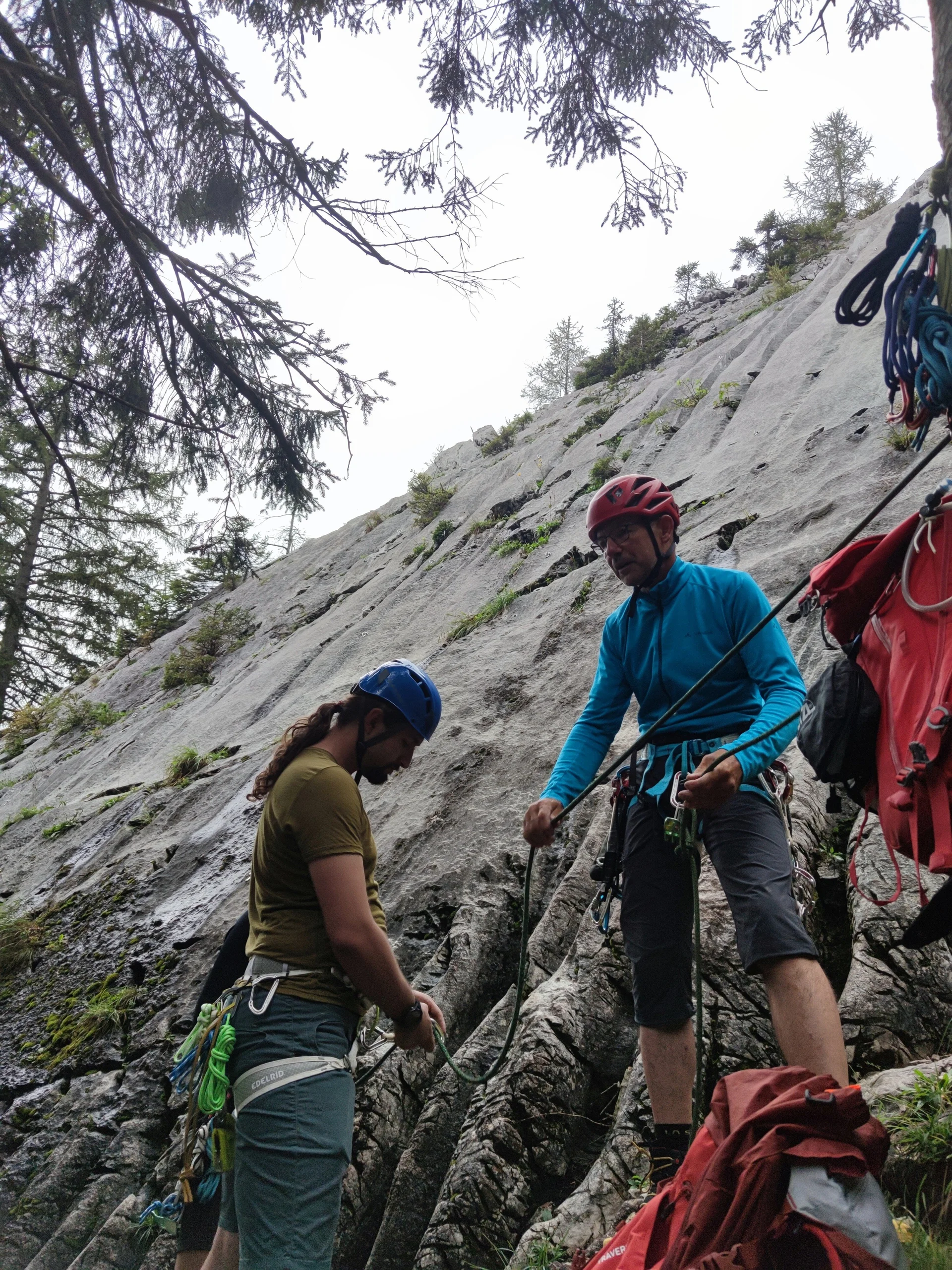 jDAV Dingolfing unterwegs in den Bergen | © Schlappinger Anna