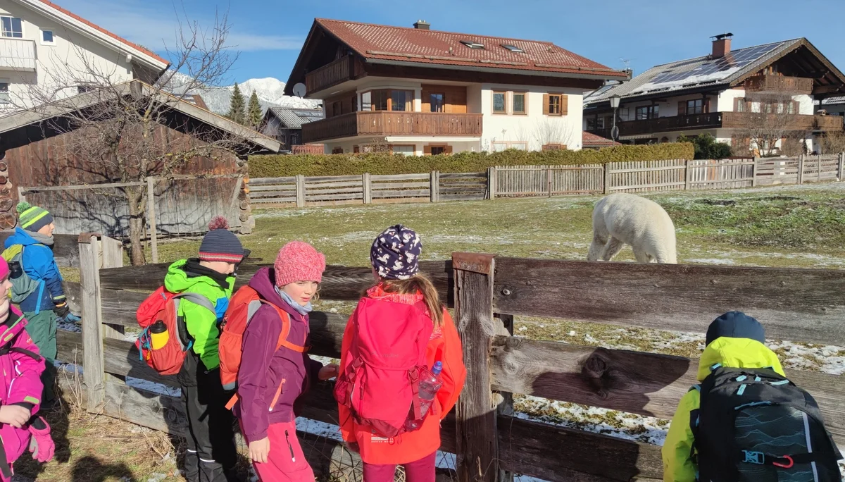 Auf dem Weg zur Partnachklamm | © Anna Schlappinger