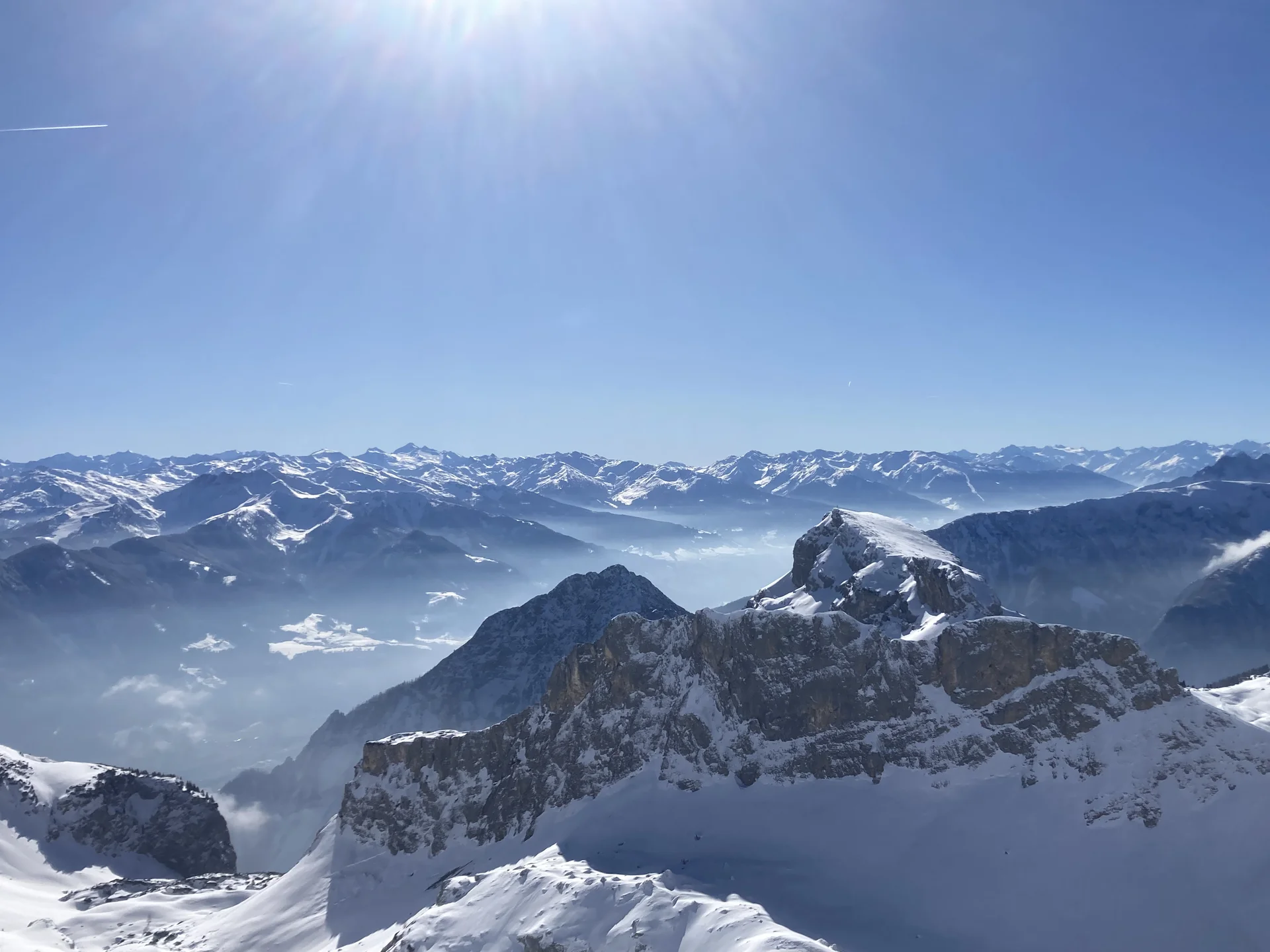 Jugendliche der Alpenvereinssektion Dingolfing absolvieren Klettersteig-Schulung im Rofan-Gebirge | © Kiermeier Christian