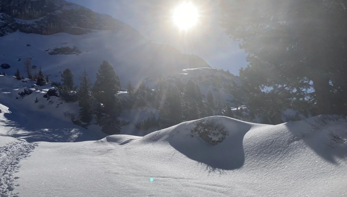 Jugendliche der Alpenvereinssektion Dingolfing absolvieren Klettersteig-Schulung im Rofan-Gebirge | © Kiermeier Christian