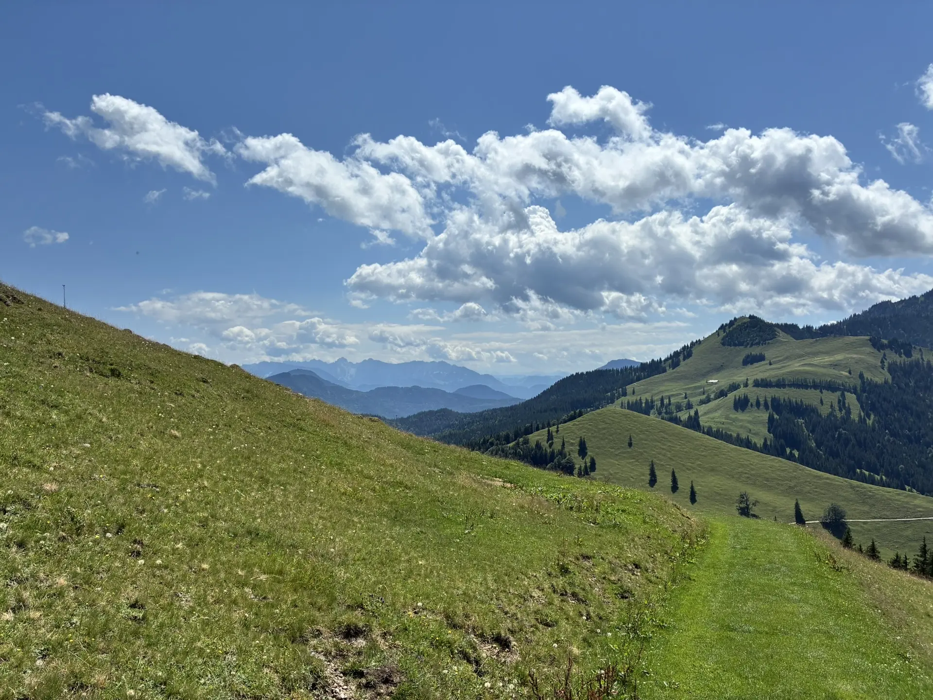 Gemütliche Rundwanderung auf den Farrenpoint | © Killesreiter Marlene