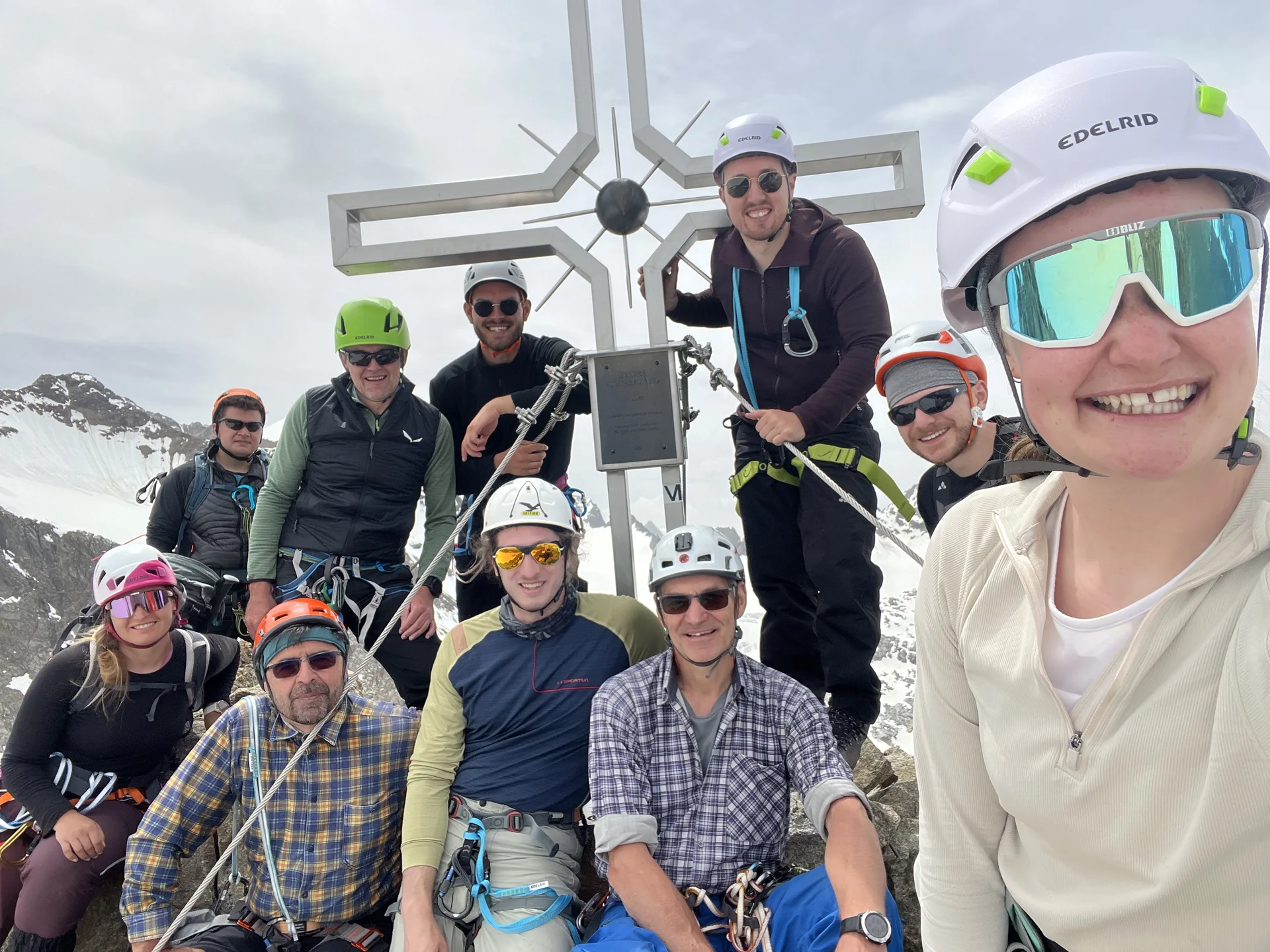 Steigeisen gehen, Anseilen am Gletscher, Innere Sommerwand | © Ernst Konrad