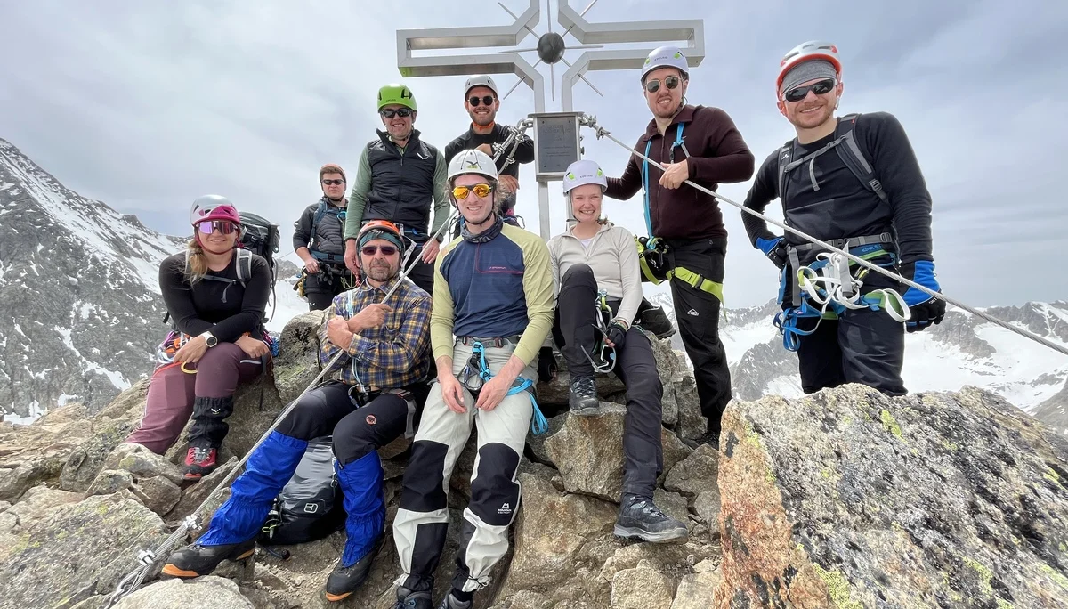 Steigeisen gehen, Anseilen am Gletscher, Innere Sommerwand | © Ernst Konrad