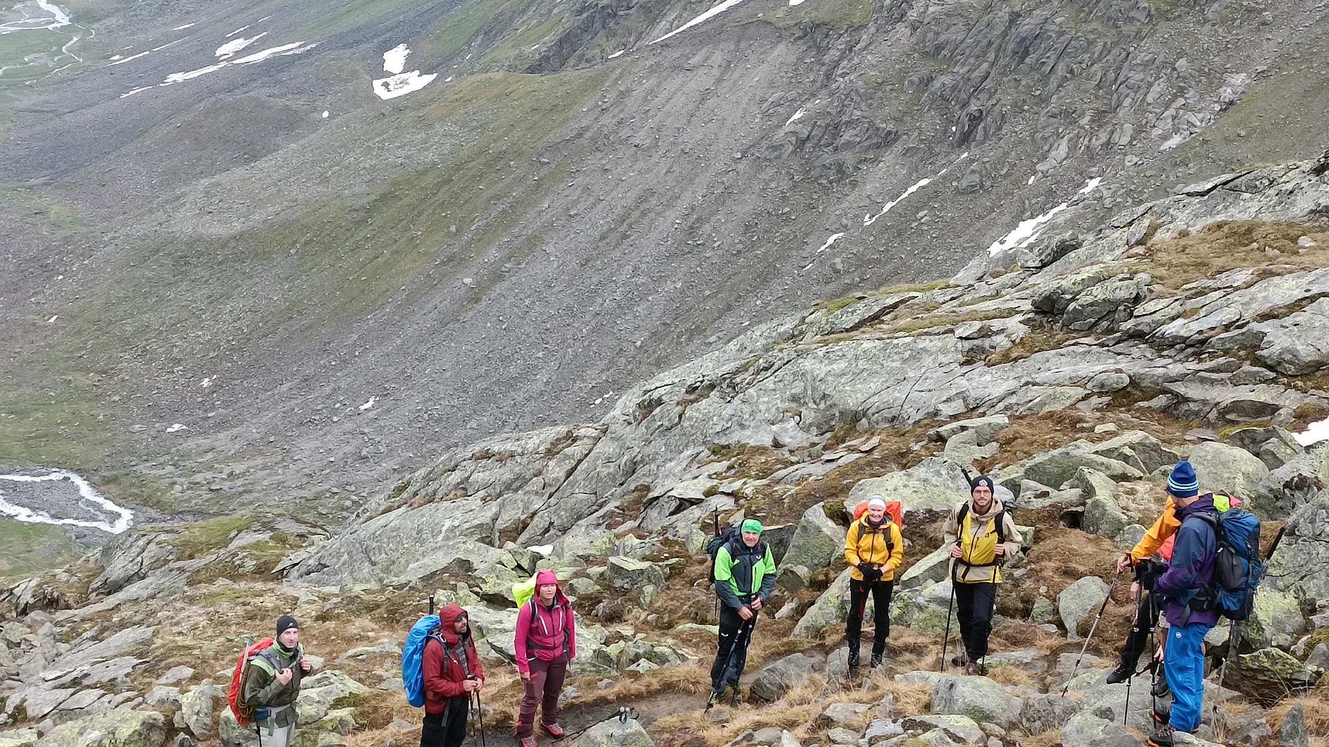 Spaltenbergung, Rutschversuche | © Ernst Konrad