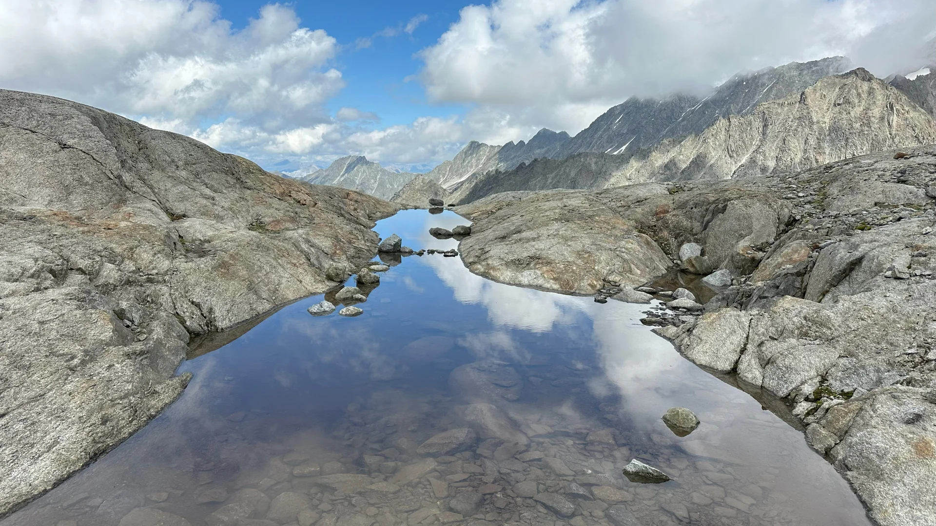DAV Sektion Dingolfing auf Gletscherkurs im Stubaital | © Ernst Konrad