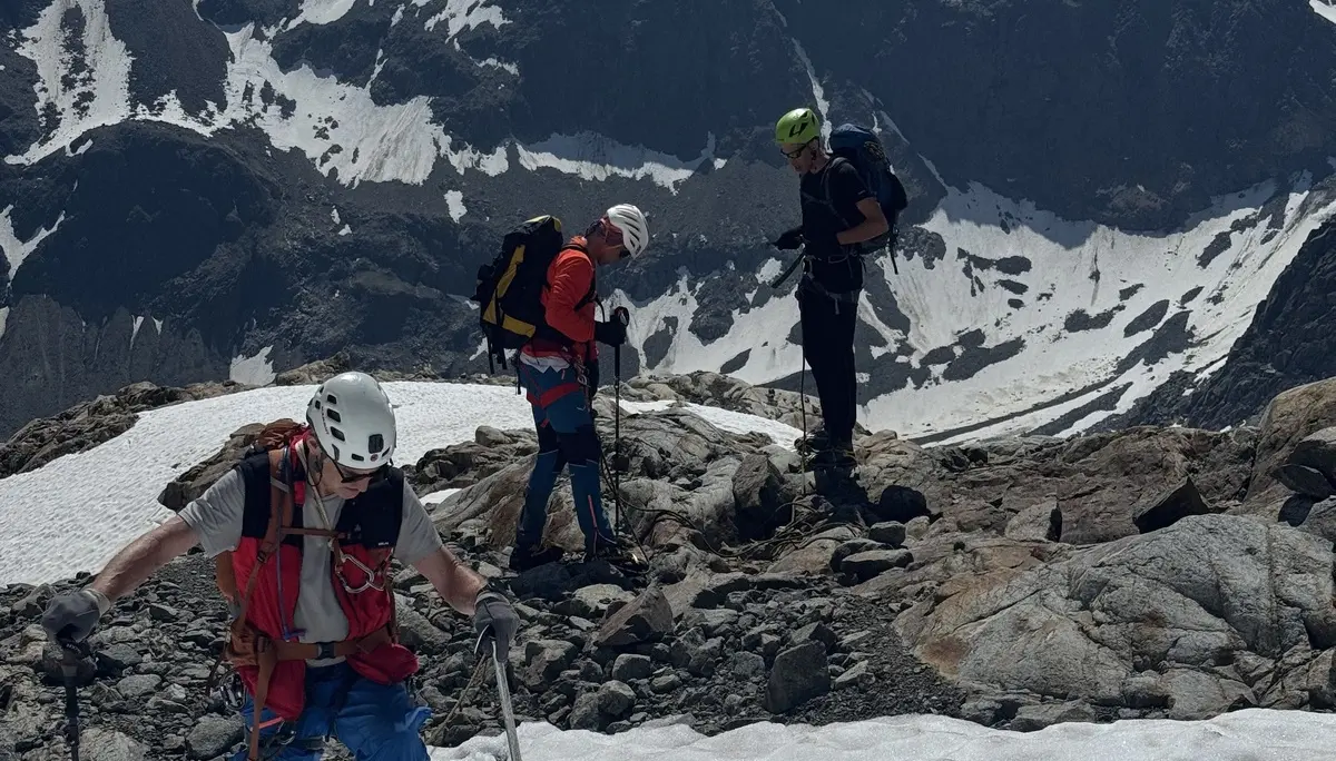 Gletscherkurs des DAV Dingolfing bei Kaiserwetter | © Ernst Konrad