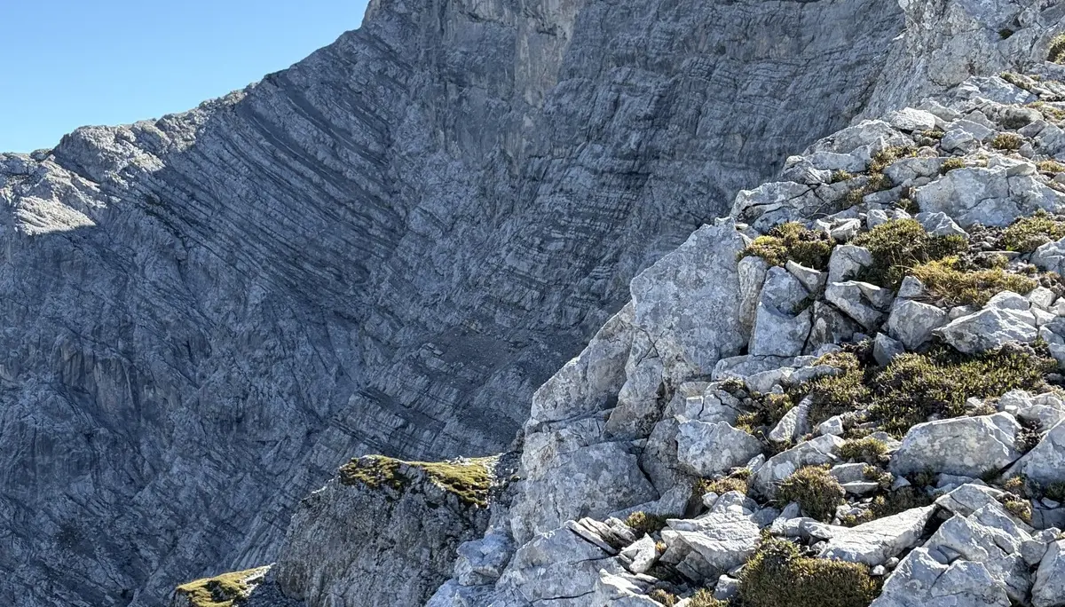 Gipfelglück im Karwendel: DAV Dingolfing bezwingt den Hohen Gleirsch | © Hartinger Manfred