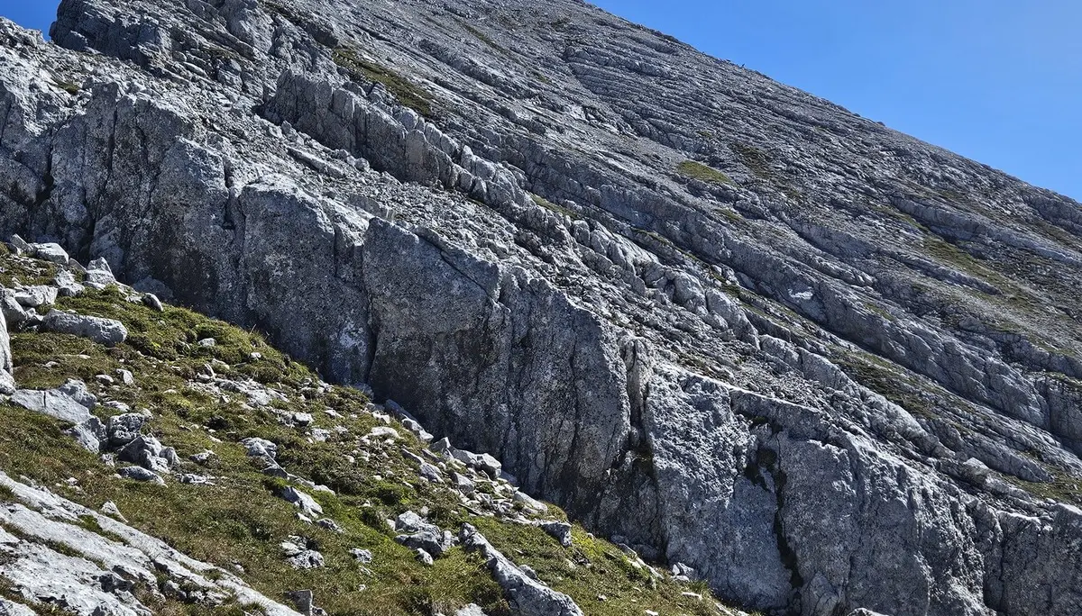 Gipfelglück im Karwendel: DAV Dingolfing bezwingt den Hohen Gleirsch | © Hartinger Manfred