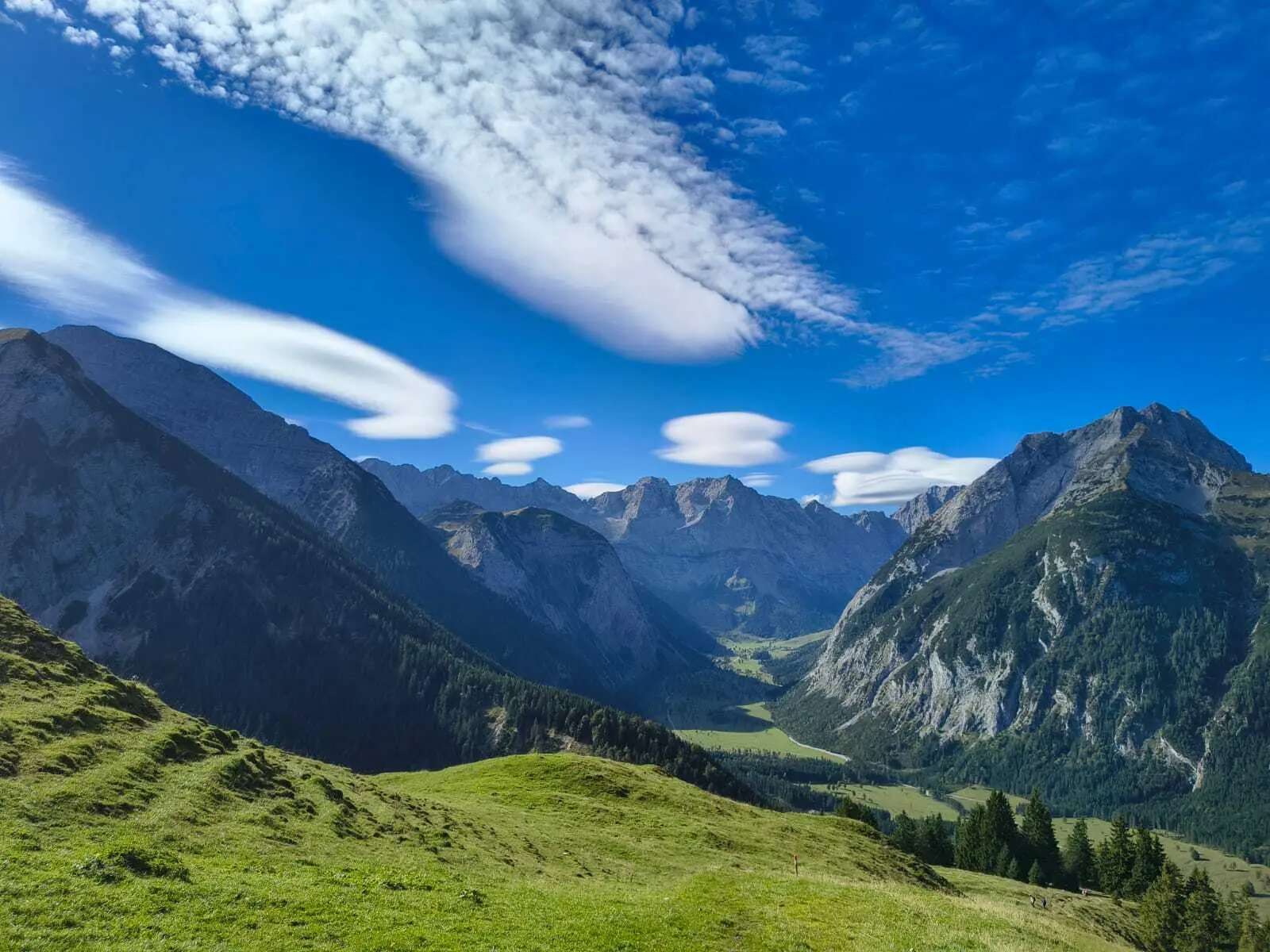 Ladies Day im Karwendel: Gipfelglück, Hüttengenuss und goldener Herbst | © Schneider Susanne