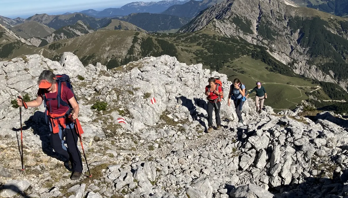 Ladies Day im Karwendel: Gipfelglück, Hüttengenuss und goldener Herbst | © Schneider Susanne