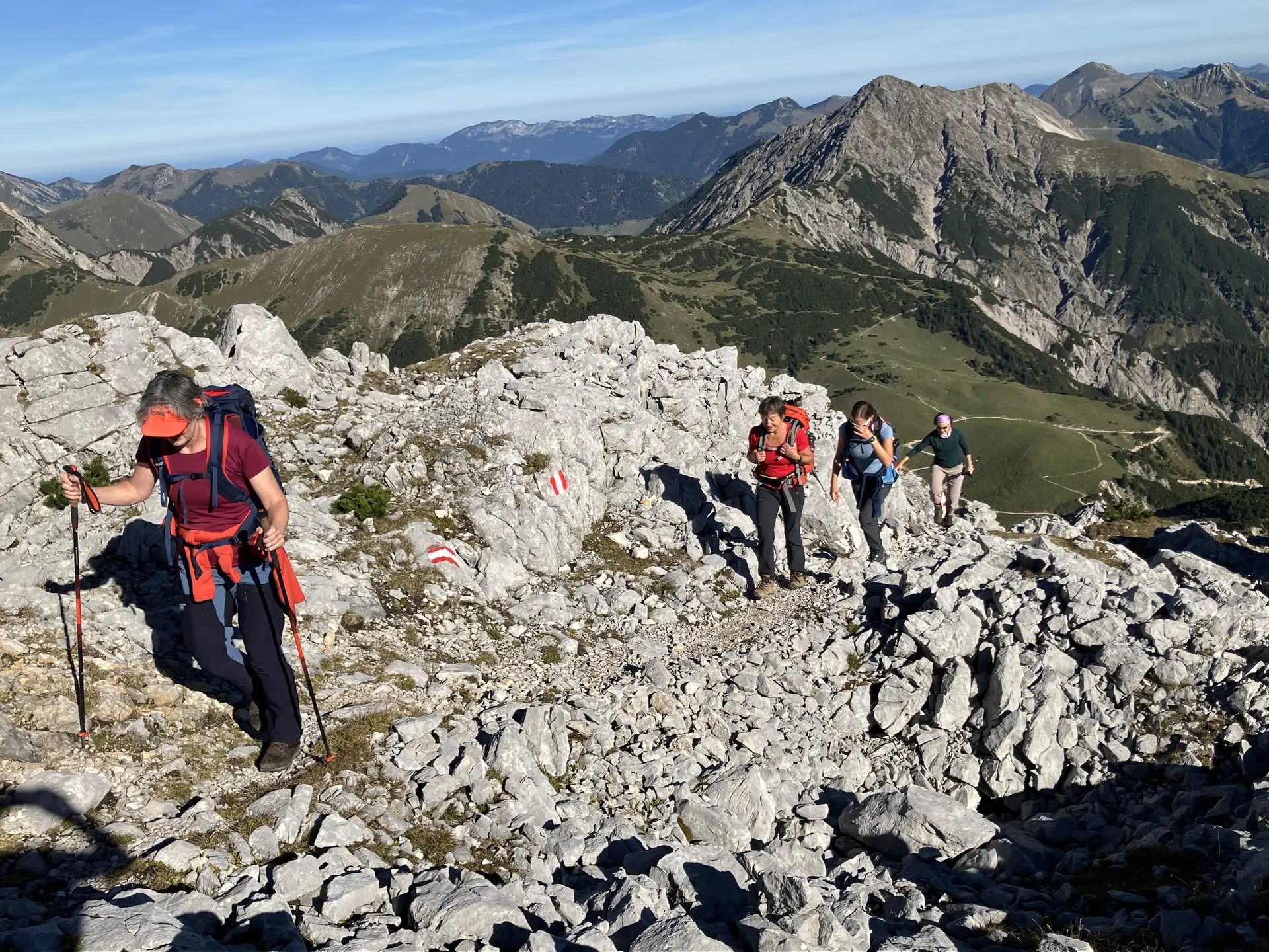 Ladies Day im Karwendel: Gipfelglück, Hüttengenuss und goldener Herbst | © Schneider Susanne