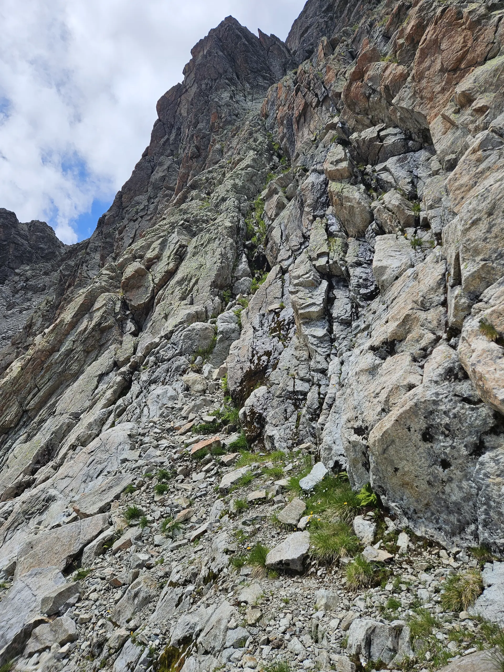 Von Hütte zu Hütte durch das wilde Herz des Verwalls | © Hartinger Manfred