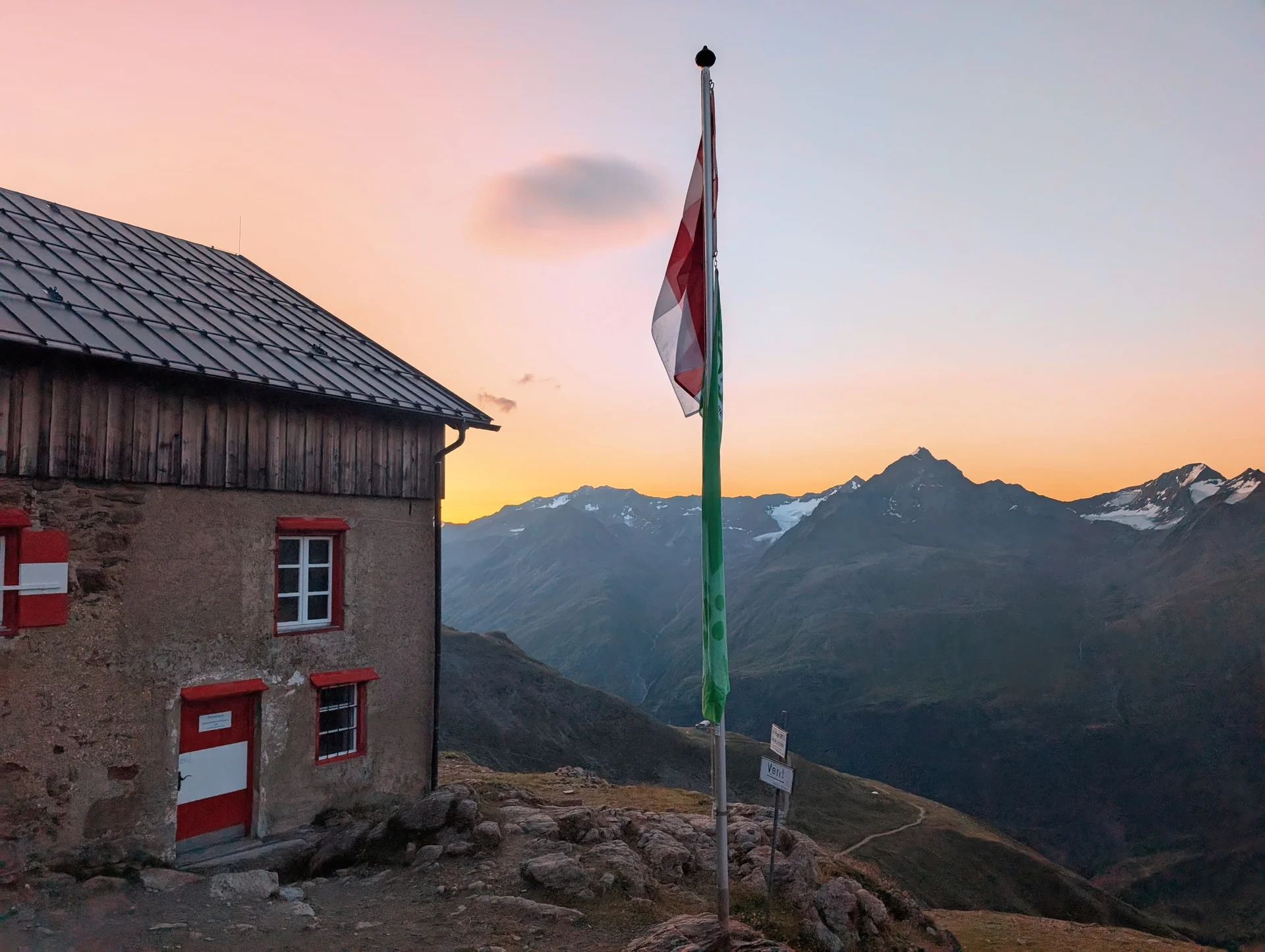 DAV Sektion Dingolfing auf der Wildspitze  | © Ernst Konrad