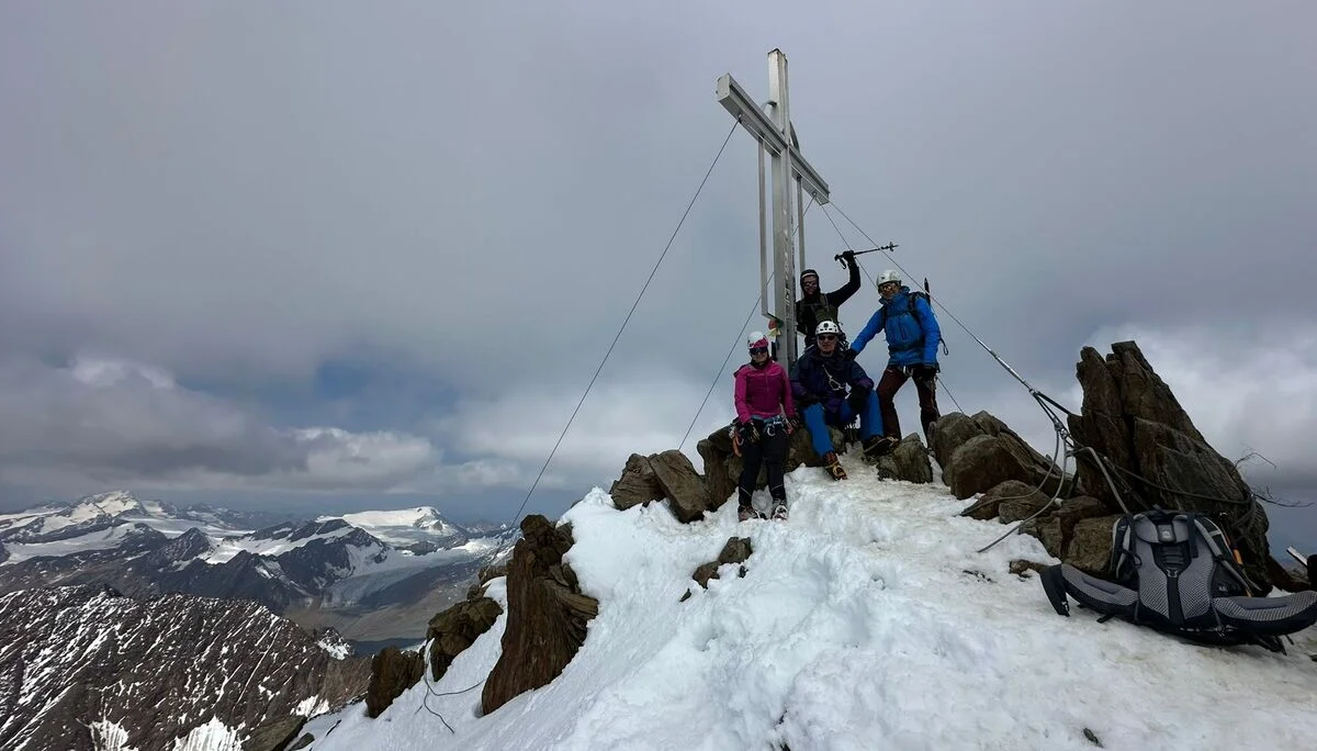DAV Sektion Dingolfing auf der Wildspitze  | © Ernst Konrad