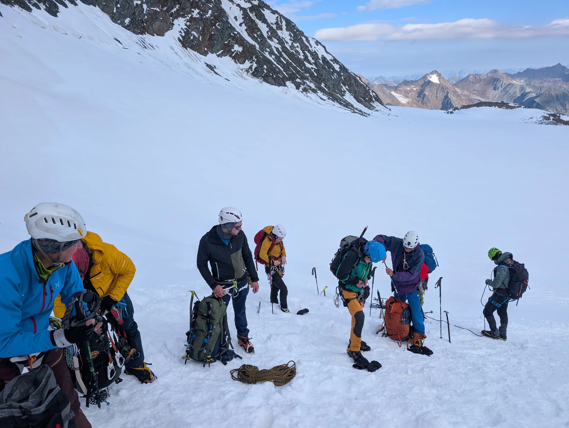 DAV Sektion Dingolfing auf der Wildspitze  | © Ernst Konrad