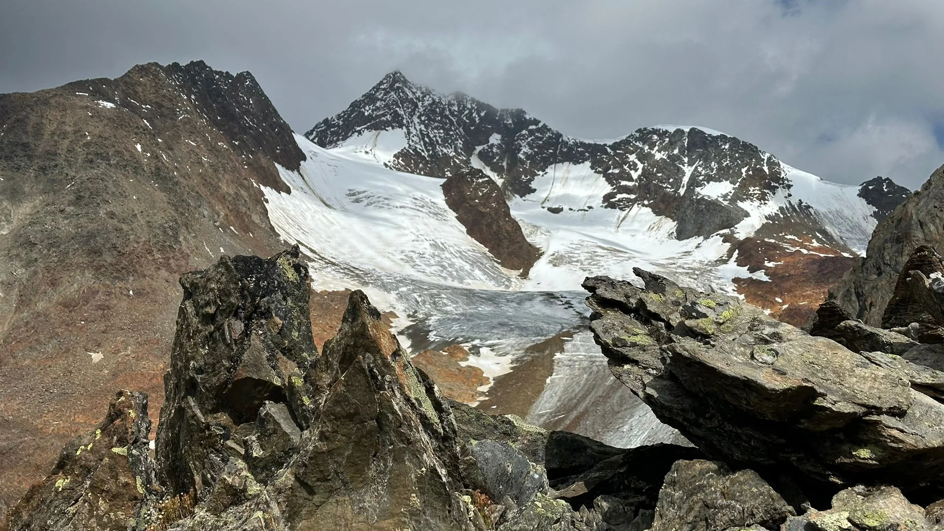 DAV Sektion Dingolfing auf der Wildspitze  | © Ernst Konrad