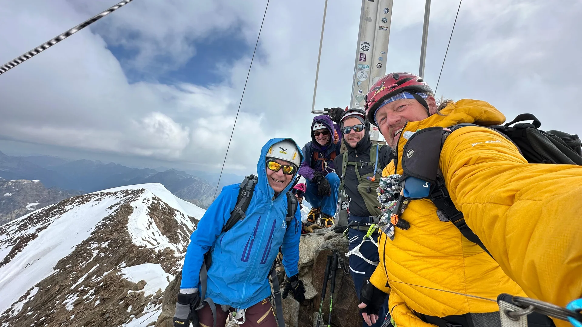 DAV Sektion Dingolfing auf der Wildspitze  | © Ernst Konrad