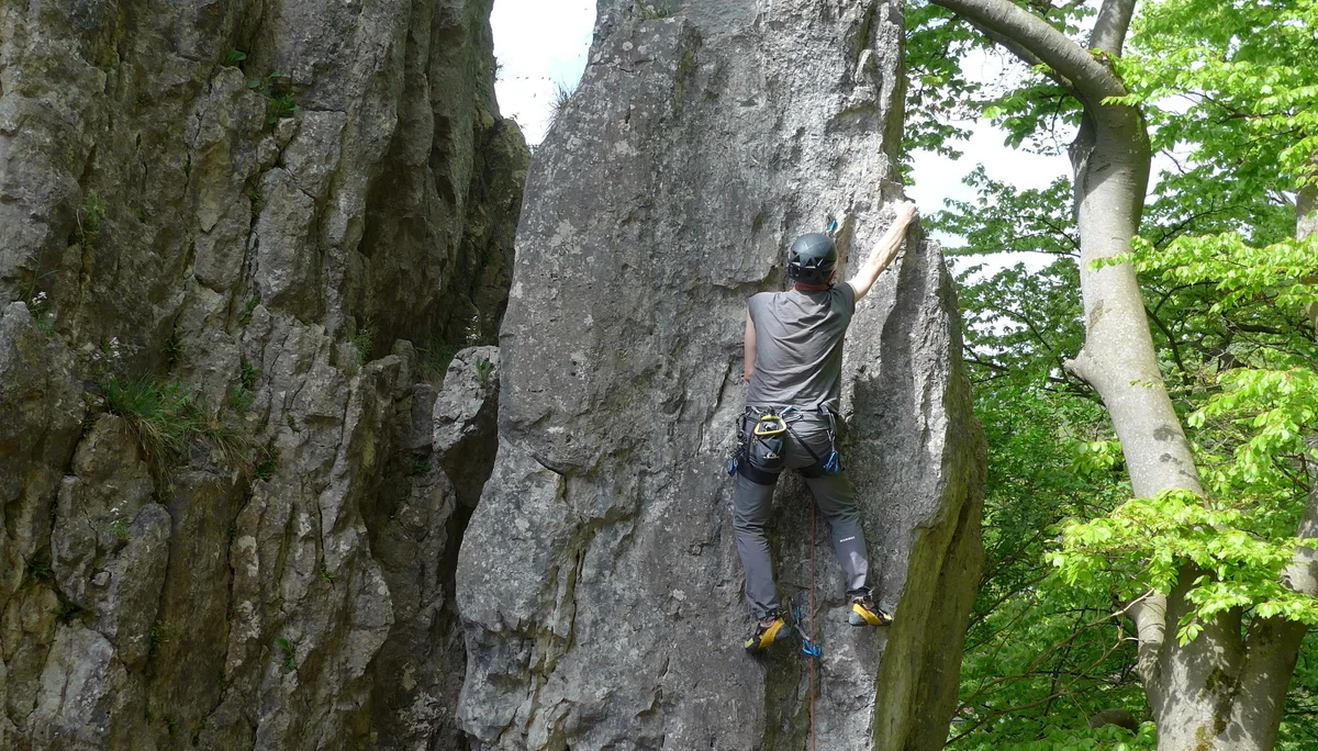 Ausfahrt zum Klettergarten Prunn im Altmühltal | © Able Ludwig