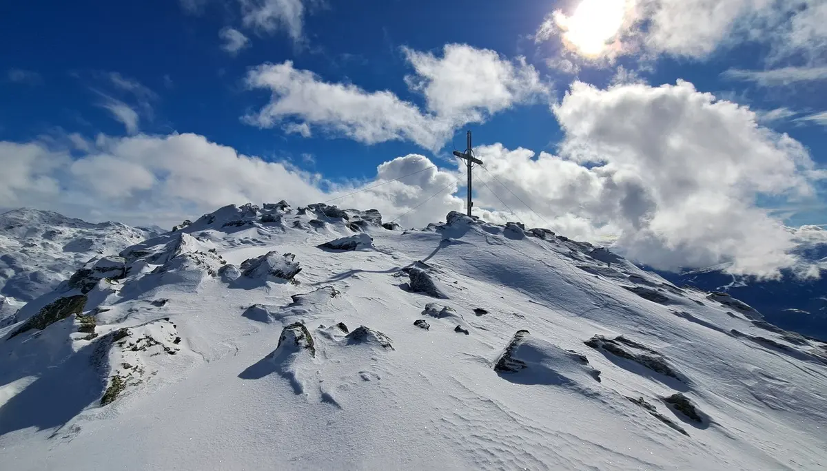 Zwei-Tages-Schneeschuhtour in den Tuxer Alpen | © Witzelsperger Karin