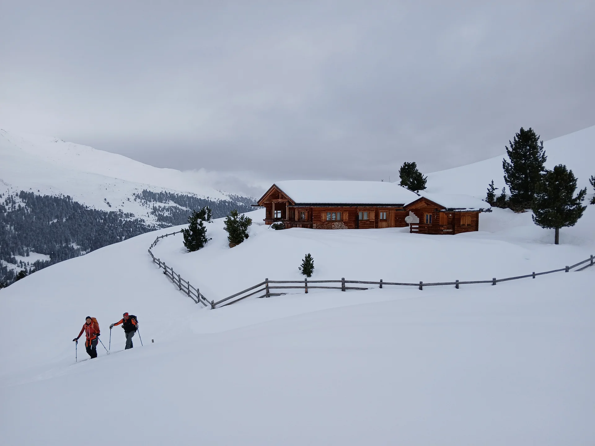 Pulvrige Tage auf der Potsdamerhütte | © Roglmeier Christian