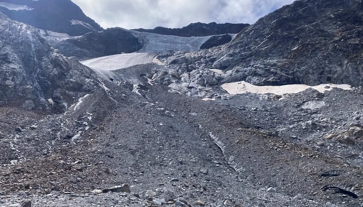 Der Sexegertenferner ist der traurige Rekordhalter: Minus 227,5 Meter hält der Gletschermessdienst des Österreichischen Alpenvereins für die vergangene Messperiode fest. | © ÖAV/Bernd Noggler