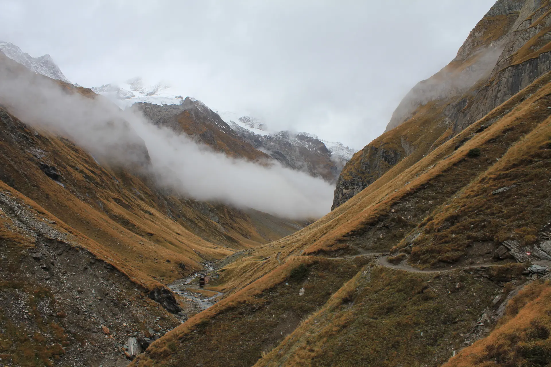 Bergpanorama im Nebel | © DAV Archiv